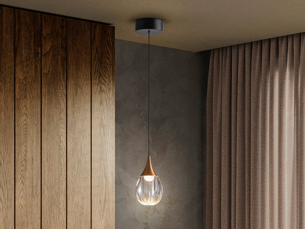 Висяща LED лампа Corina 1L в матово черно с медни детайли